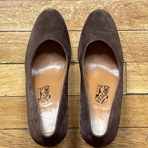 Ferragamo brown suede heels